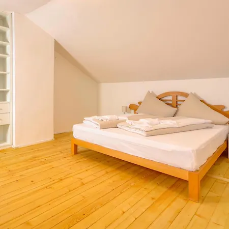 Lägenhet Mozart 3 - By Alpen