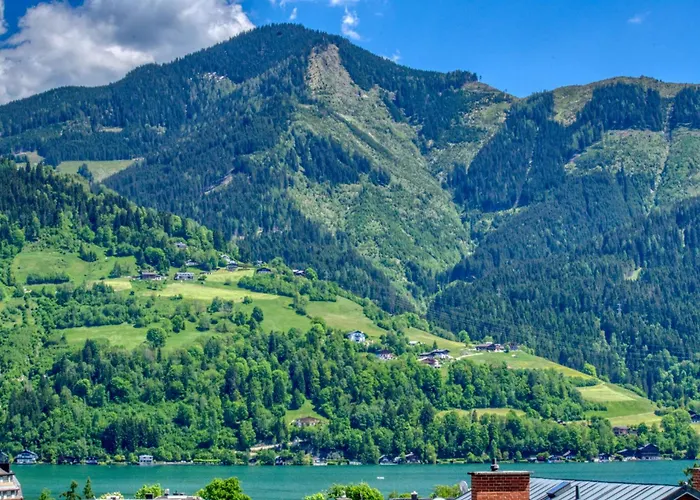 Mozart 3 - By Alpen Appartement Zell am See